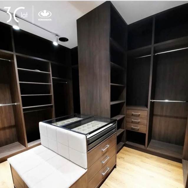 Walk in Closets Contemporain Armoire et Dressing Toronto par