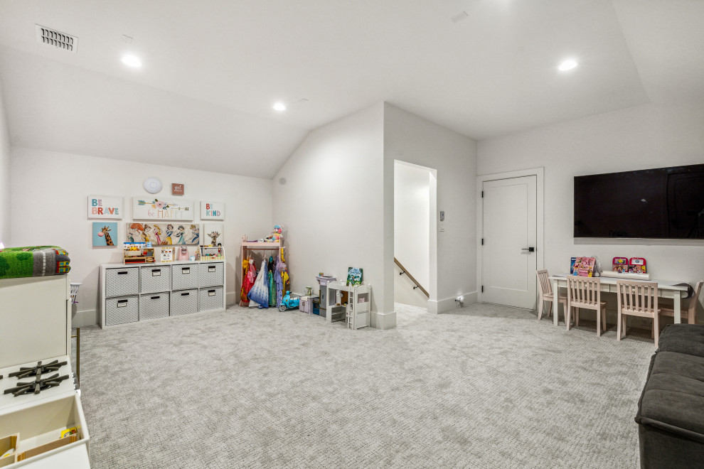Ejemplo de dormitorio infantil actual con paredes blancas, moqueta y suelo gris