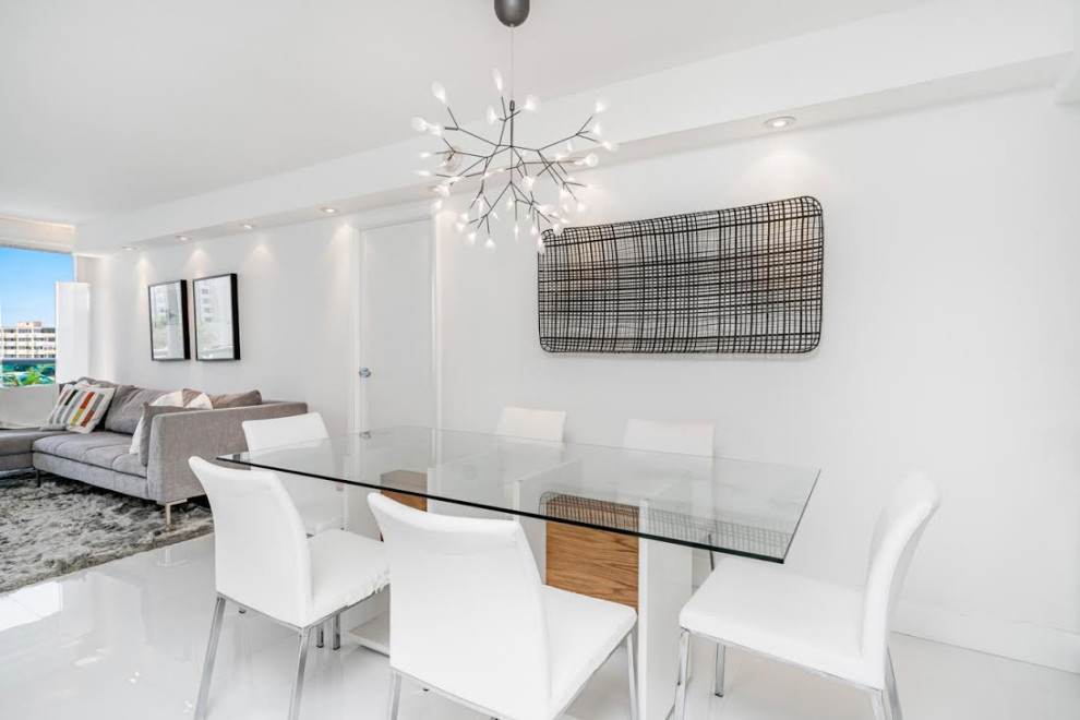 White Atmosphere | Modern vs Traditional