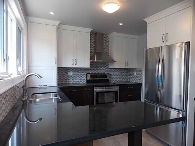 Inspiration for a transitional kitchen remodel in Toronto