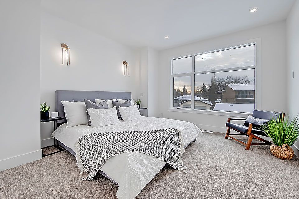 Home design - transitional home design idea in Calgary