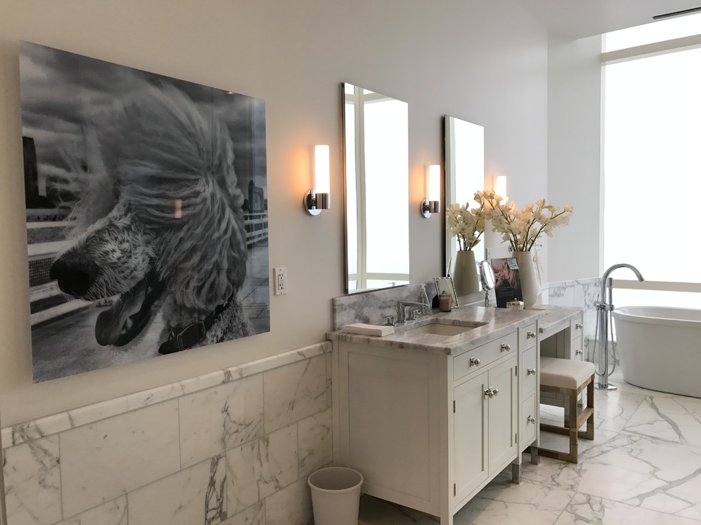 Bathroom - transitional bathroom idea in Boston