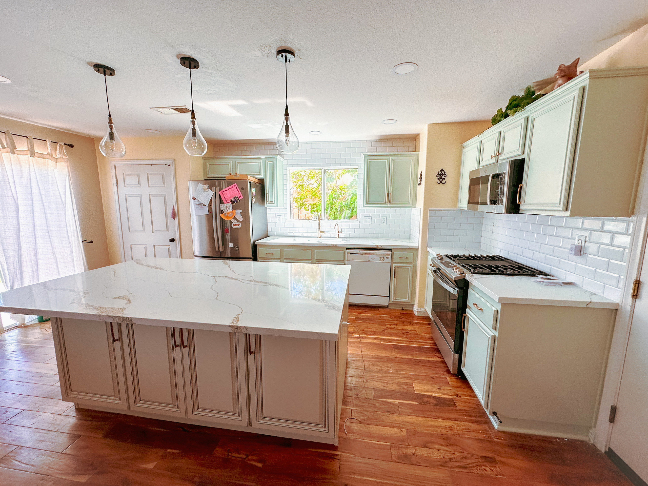 Modern Kitchen Refresh Lake Elsinore