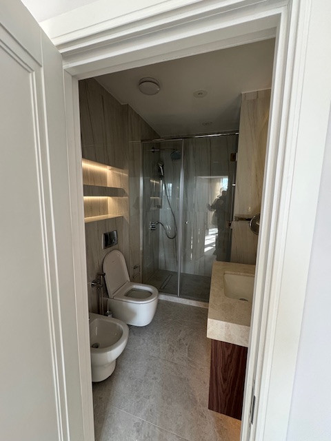 Full refurbishment works of high-end flat (x5 Bedrooms)at high street kensignton