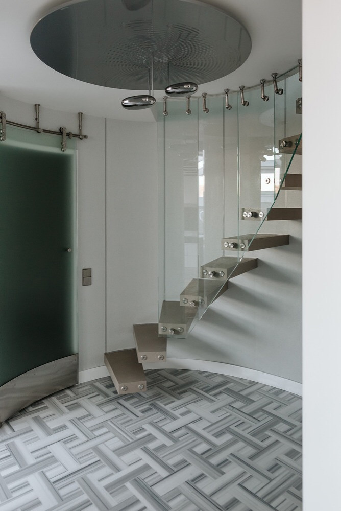 Квартира Студия 86м2 . Современная История в Историческом центре.