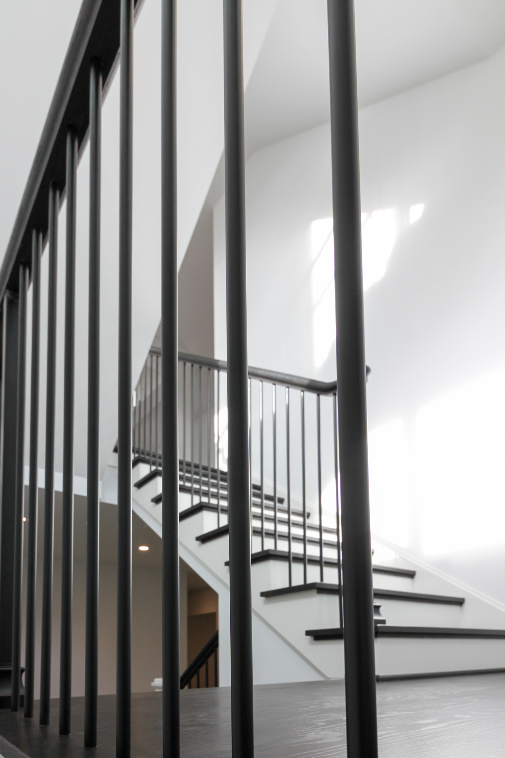 90_Classic Staircase with a Contemporary Twist, McLean VA 22101