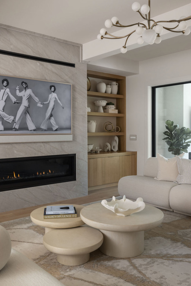 Luxury Modern Lake living