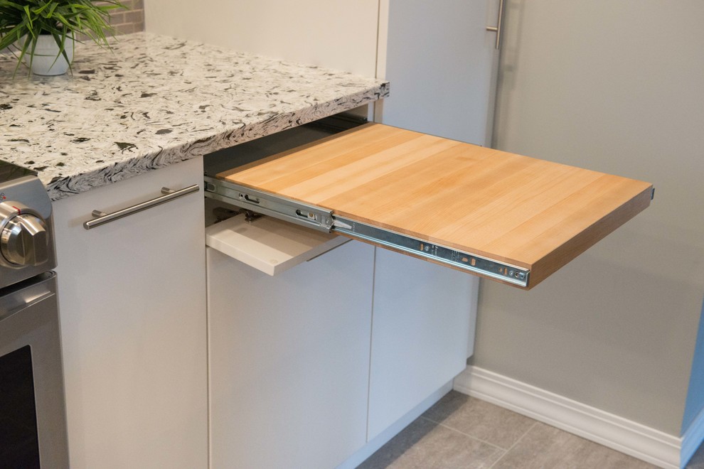 Kitchen - transitional kitchen idea