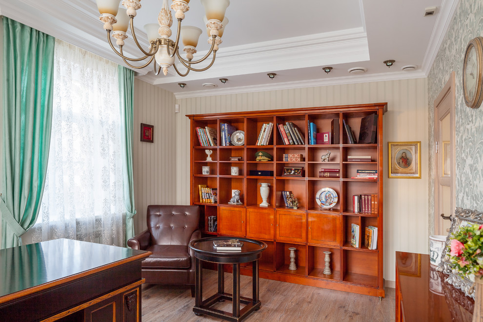 Двухэтажный дом с цокольным этажом и мансардой