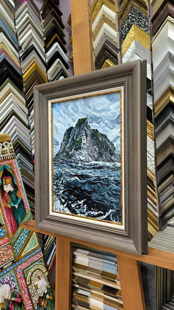 Подбор и оформление картин в багет