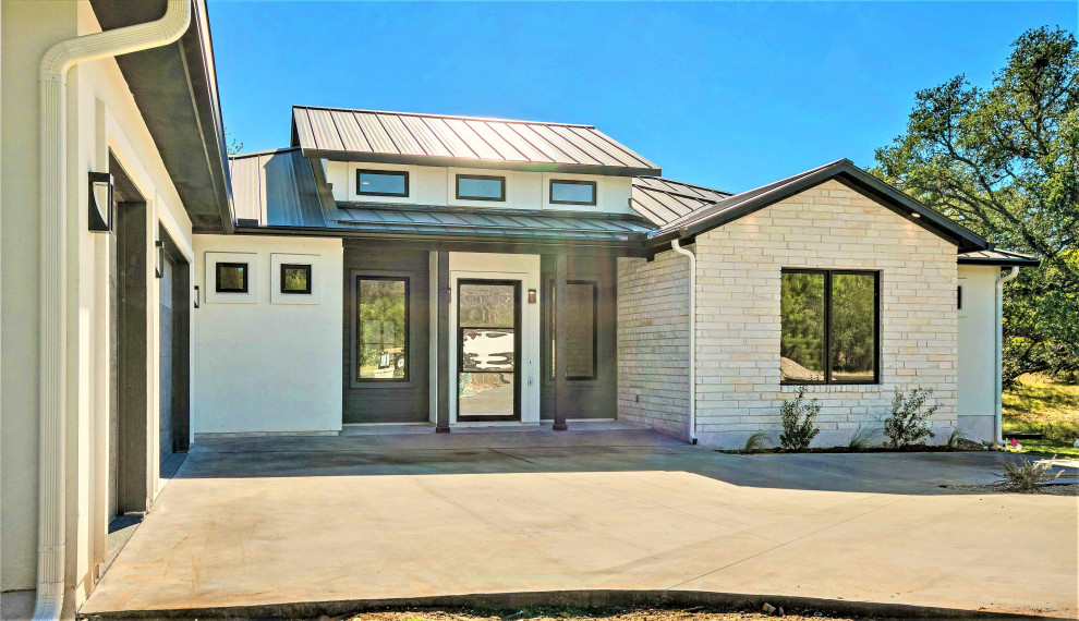 Hill Country Modern House
