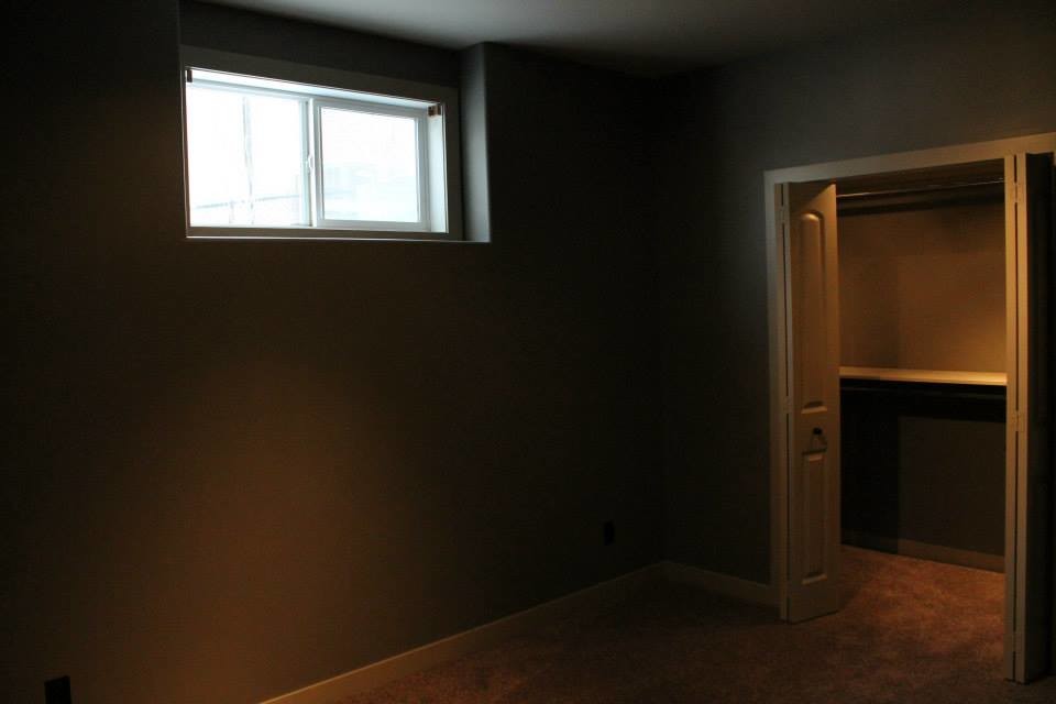 Bedroom - transitional bedroom idea