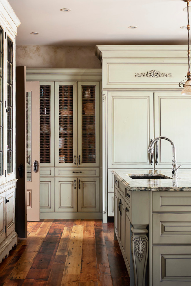 Mountain style kitchen photo in Calgary