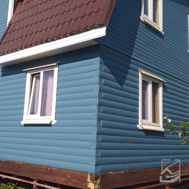 Покраска деревянного дома