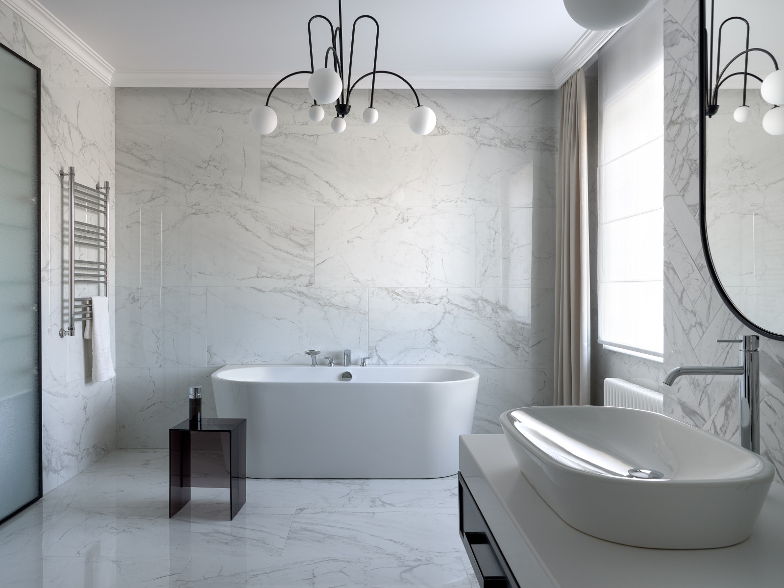 Современный интерьер с нотками классики