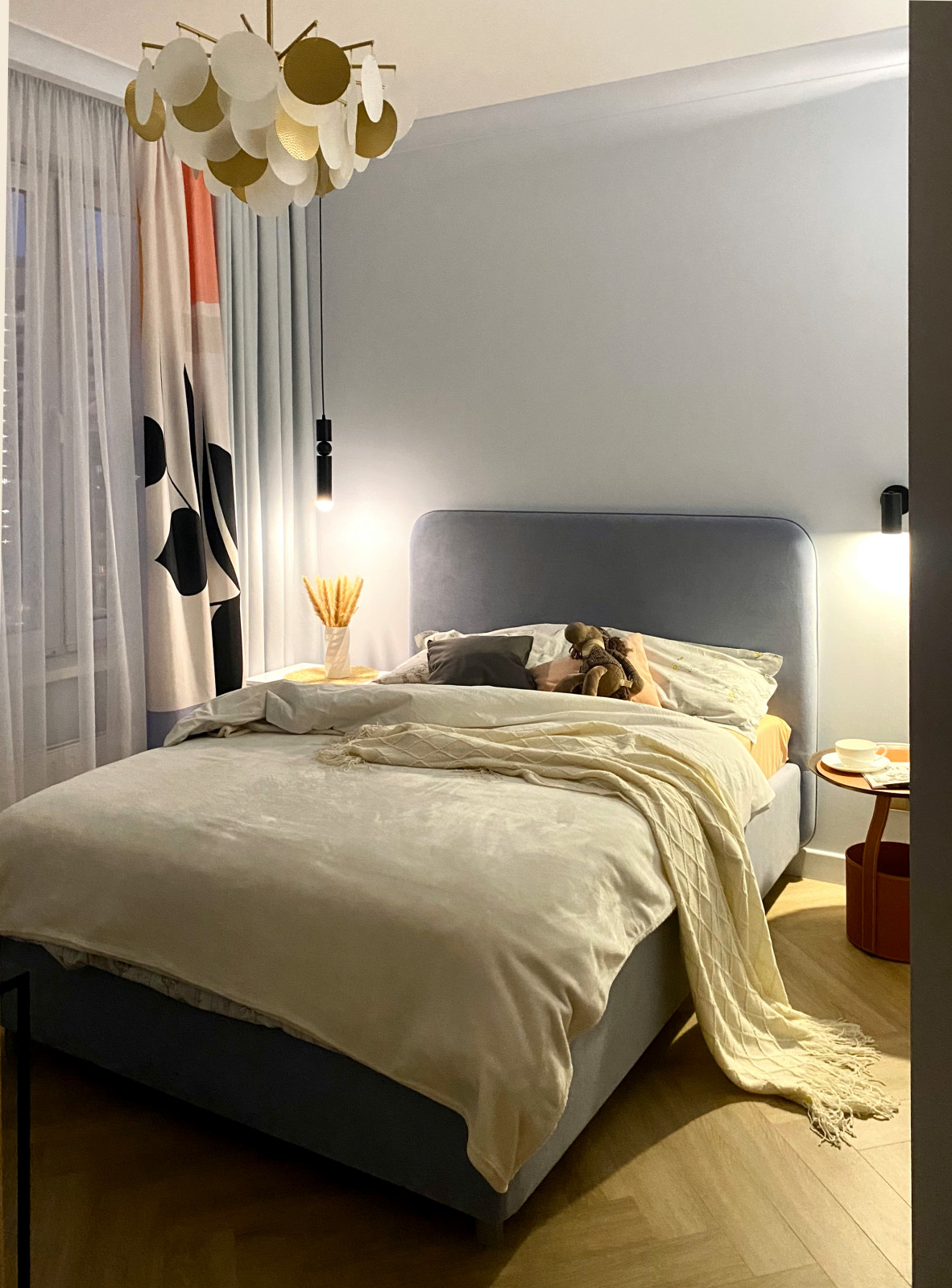 Малые м2 - не помеха комфорта. Смелый и яркий интерьер для молодой семьи