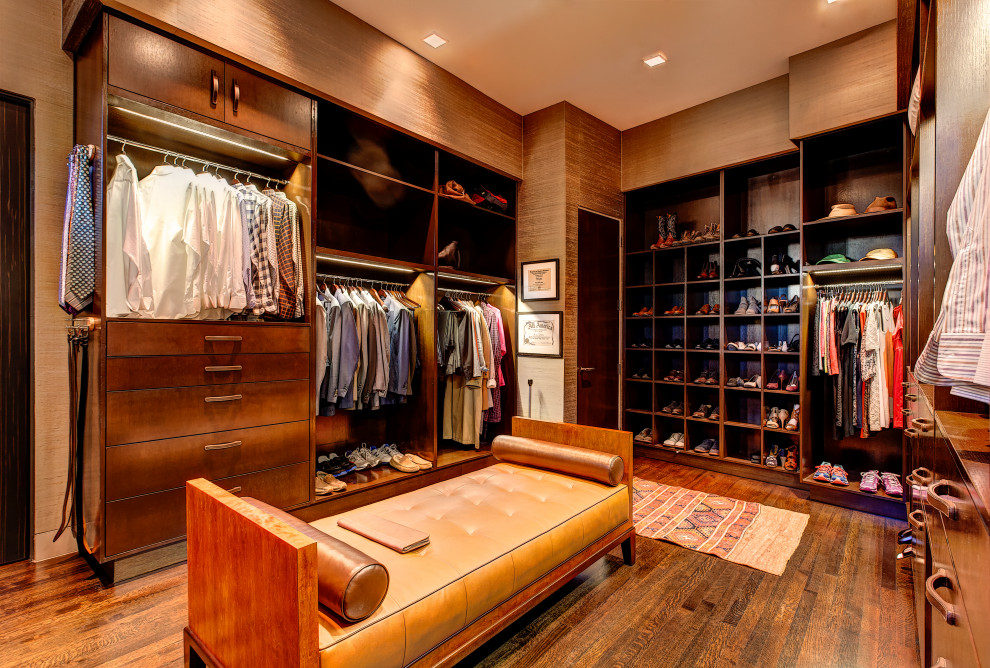 Closet - closet idea in Dallas