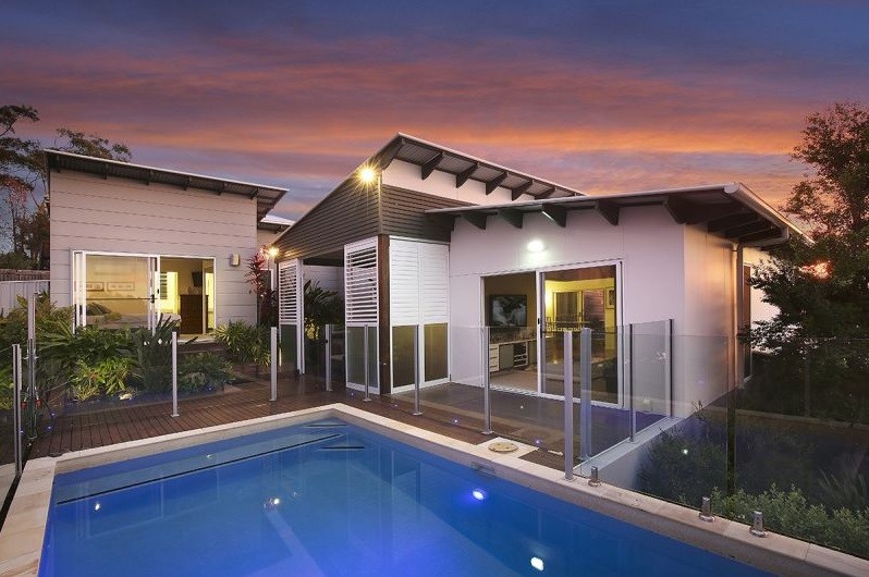 Inspiration for a pool in Sunshine Coast.