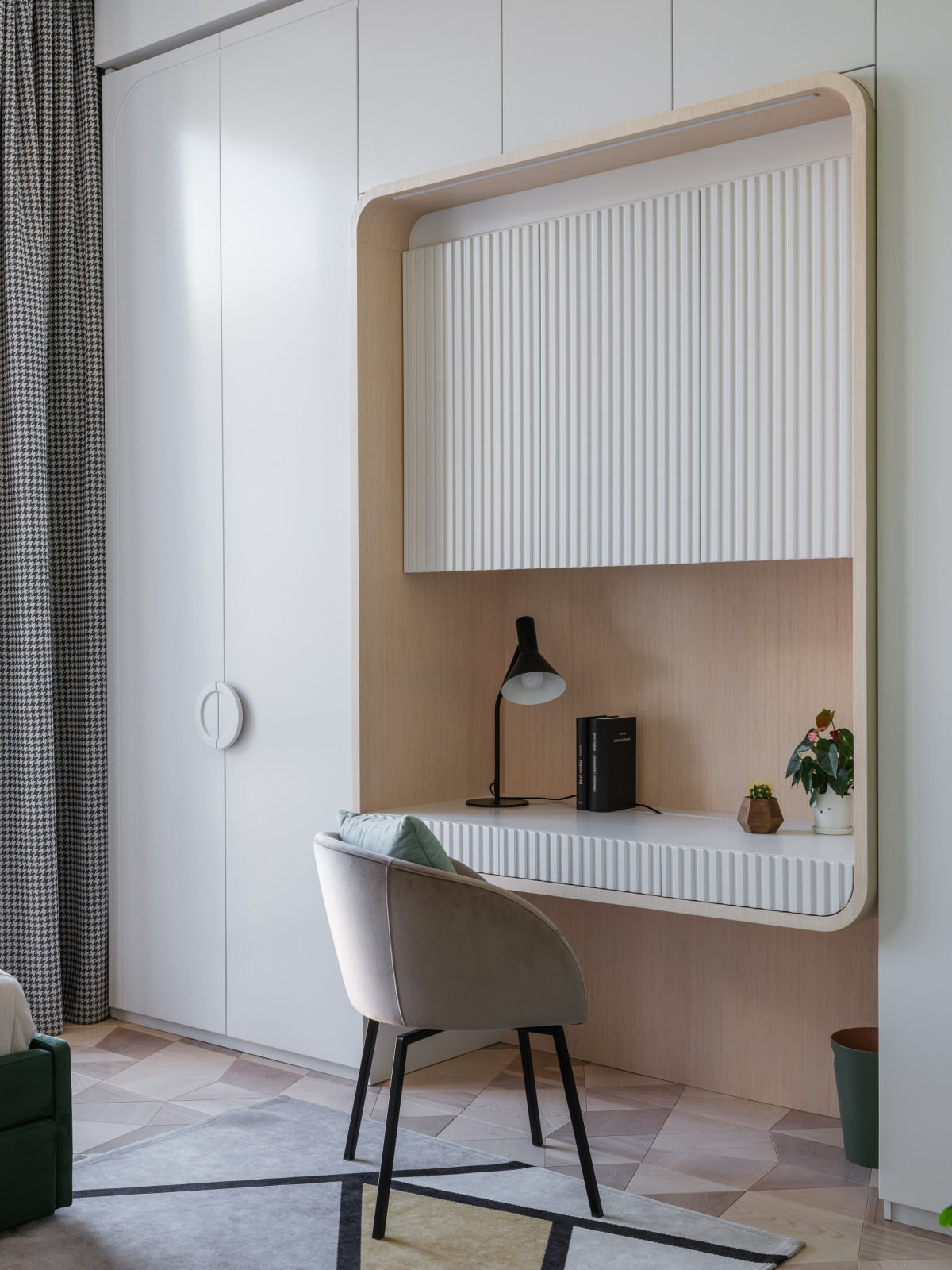 Двухуровневая квартира в центре Москвы 390м2