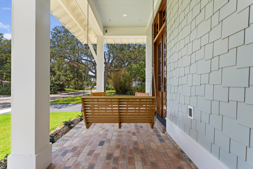 The Long Beach Cottage