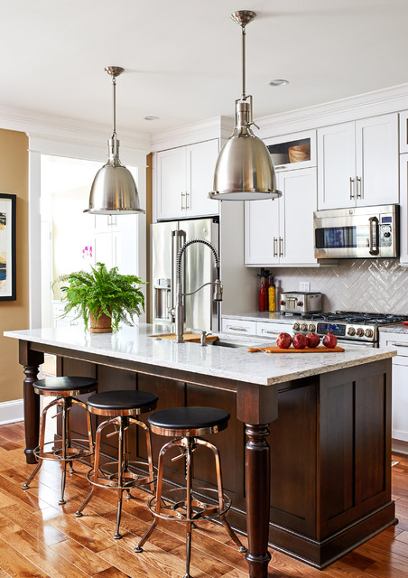 Transitional/Rustic DC Kitchen clasico-cocina