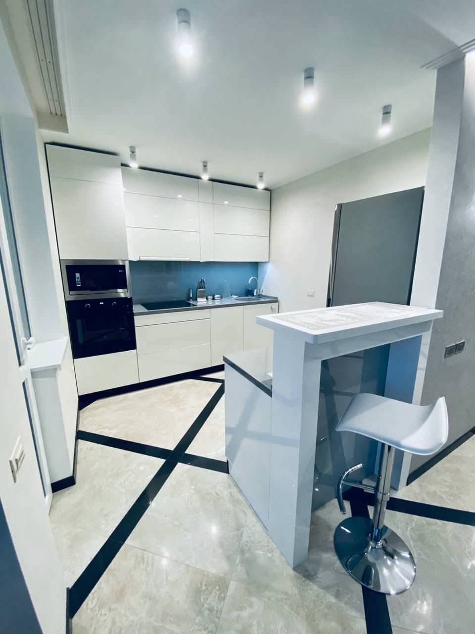 Кухонный гарнитур по эскизу и размерам заказчика