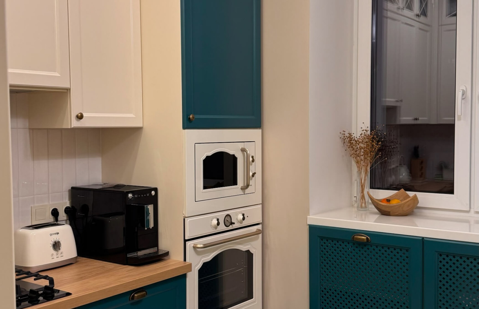 Кухонный гарнитур Хвоя от дизайнера