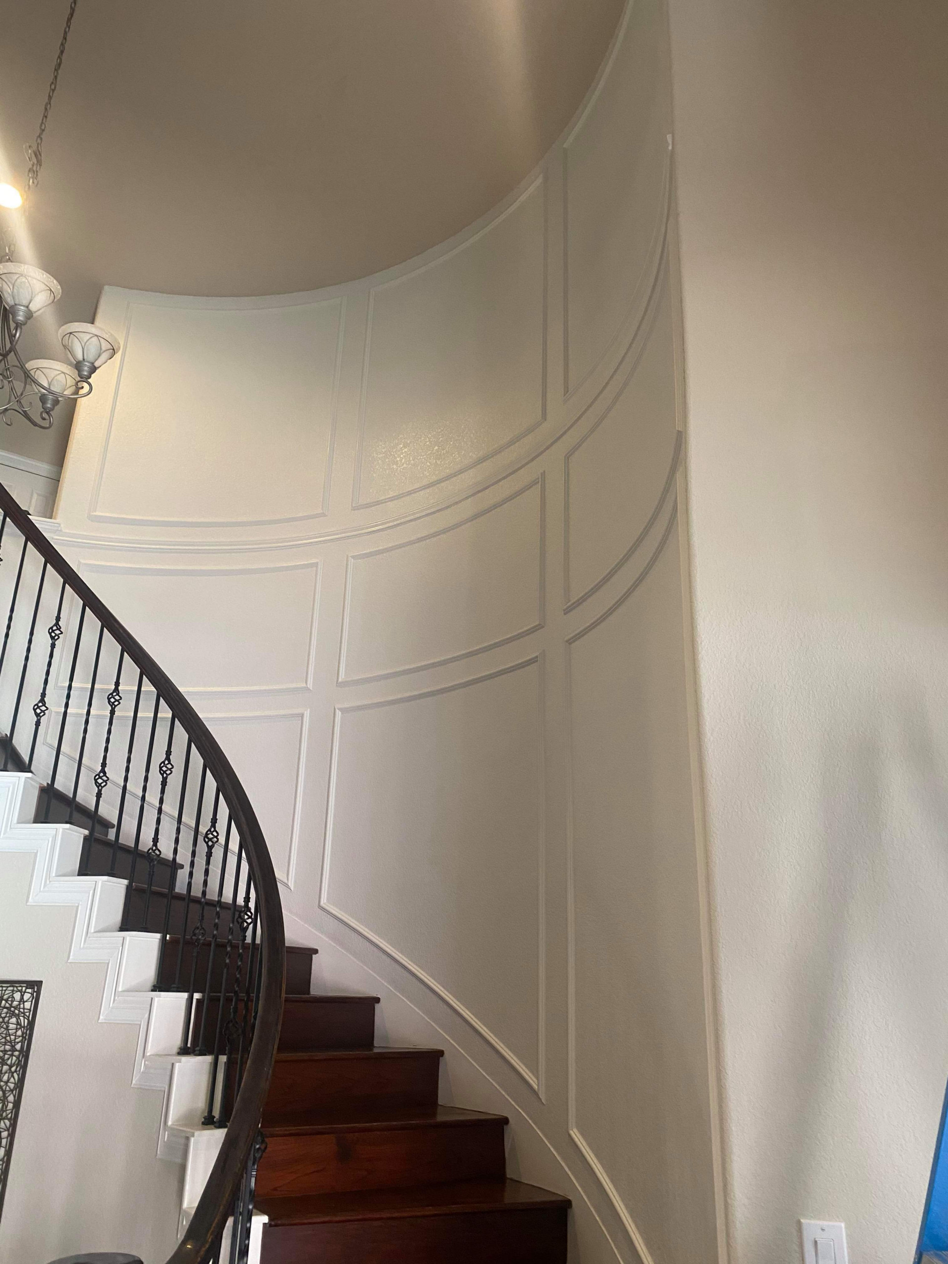 Accent Wall Designs On Curved Staircase