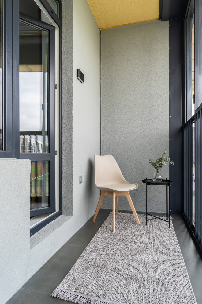 Парадный ансамбль, 2евро, 32м2