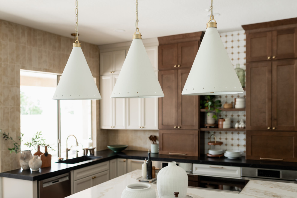 Inspiration for a transitional kitchen remodel in Phoenix
