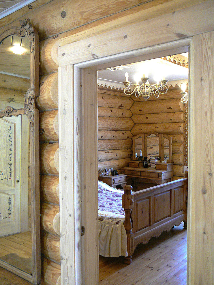 Рубленный дом. Спальня.