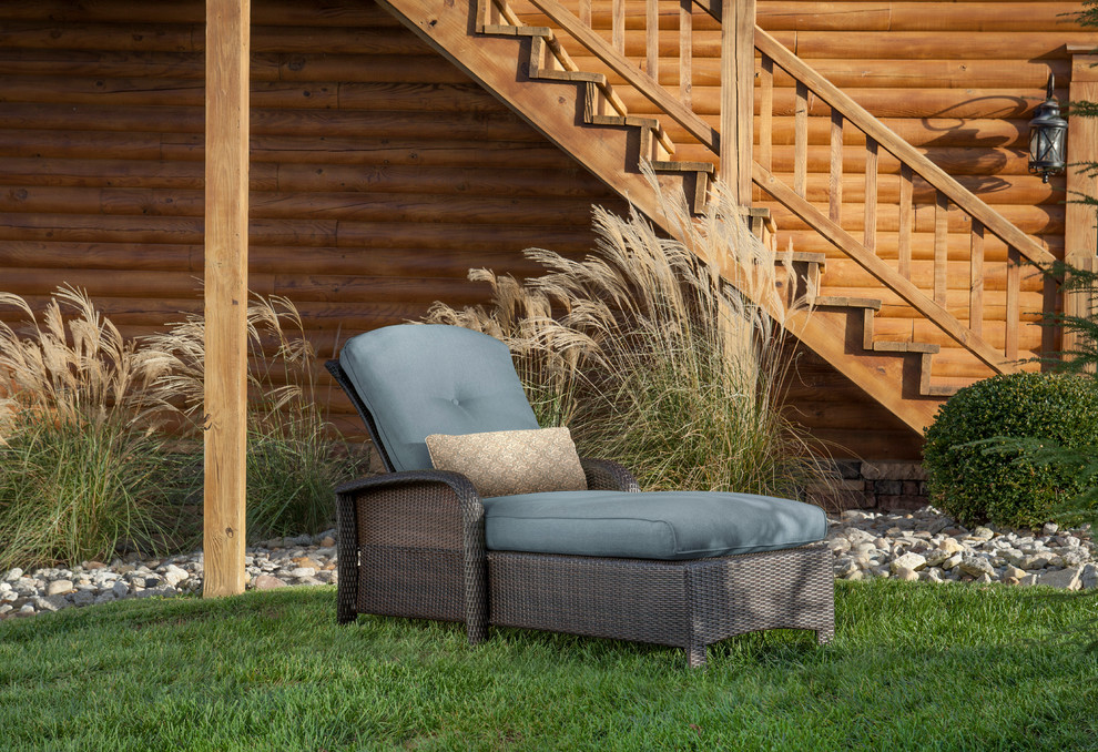 Inspiration for a transitional backyard home design remodel