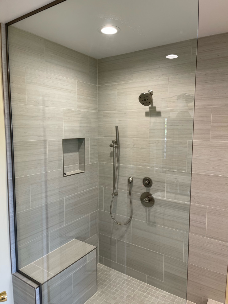 Medium sized classic ensuite bathroom in Other with a corner shower and an open shower.