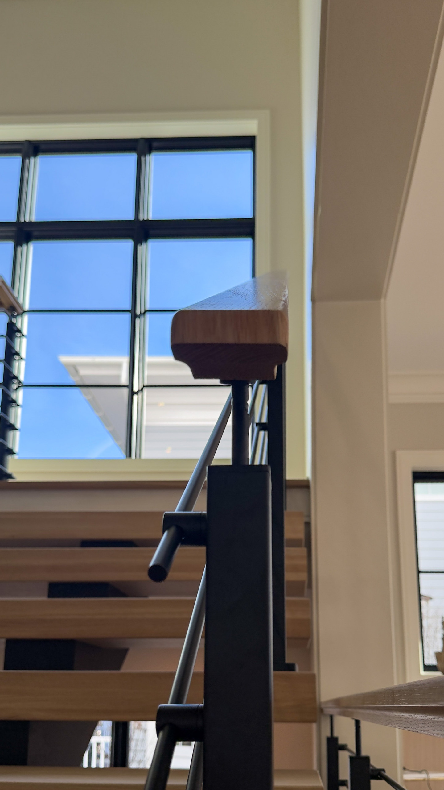 Project #147 | Modern Staircase with Seattle Style Stringer