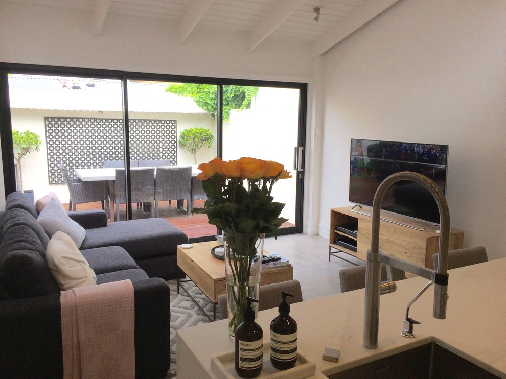 Contemporary kitchen in Melbourne.