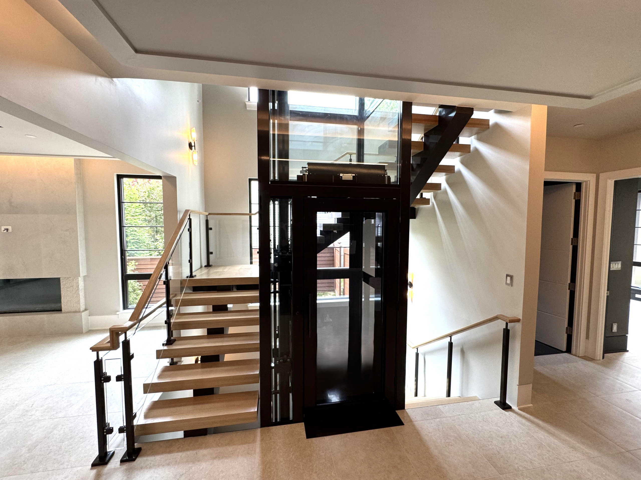 136_Modern Mono-Beam Encircling Glass Elevator, Bethesda, MD 20814