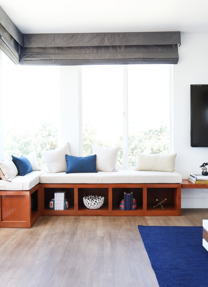 Living room photo in New York