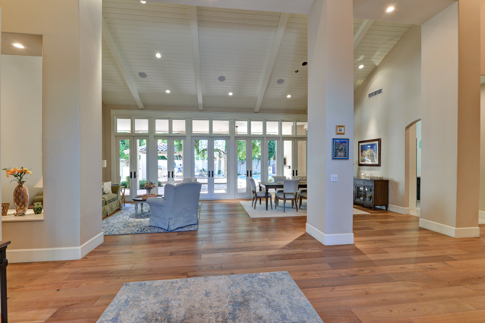 Inspiration for a transitional home design remodel in Phoenix