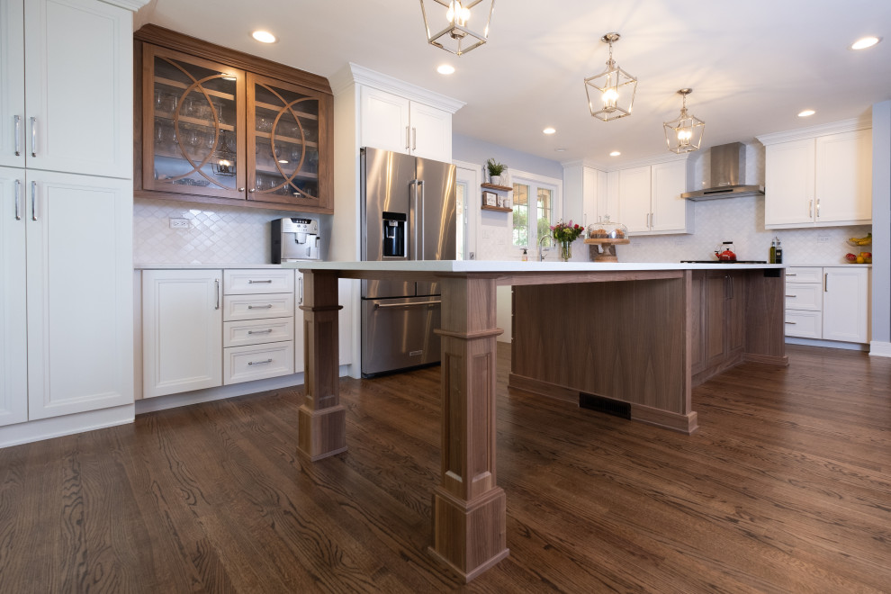 Inspiration for a rustic home design remodel in Chicago