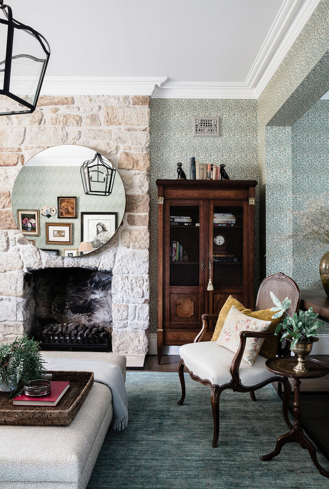 Inspiration for a traditional living room in Sydney.