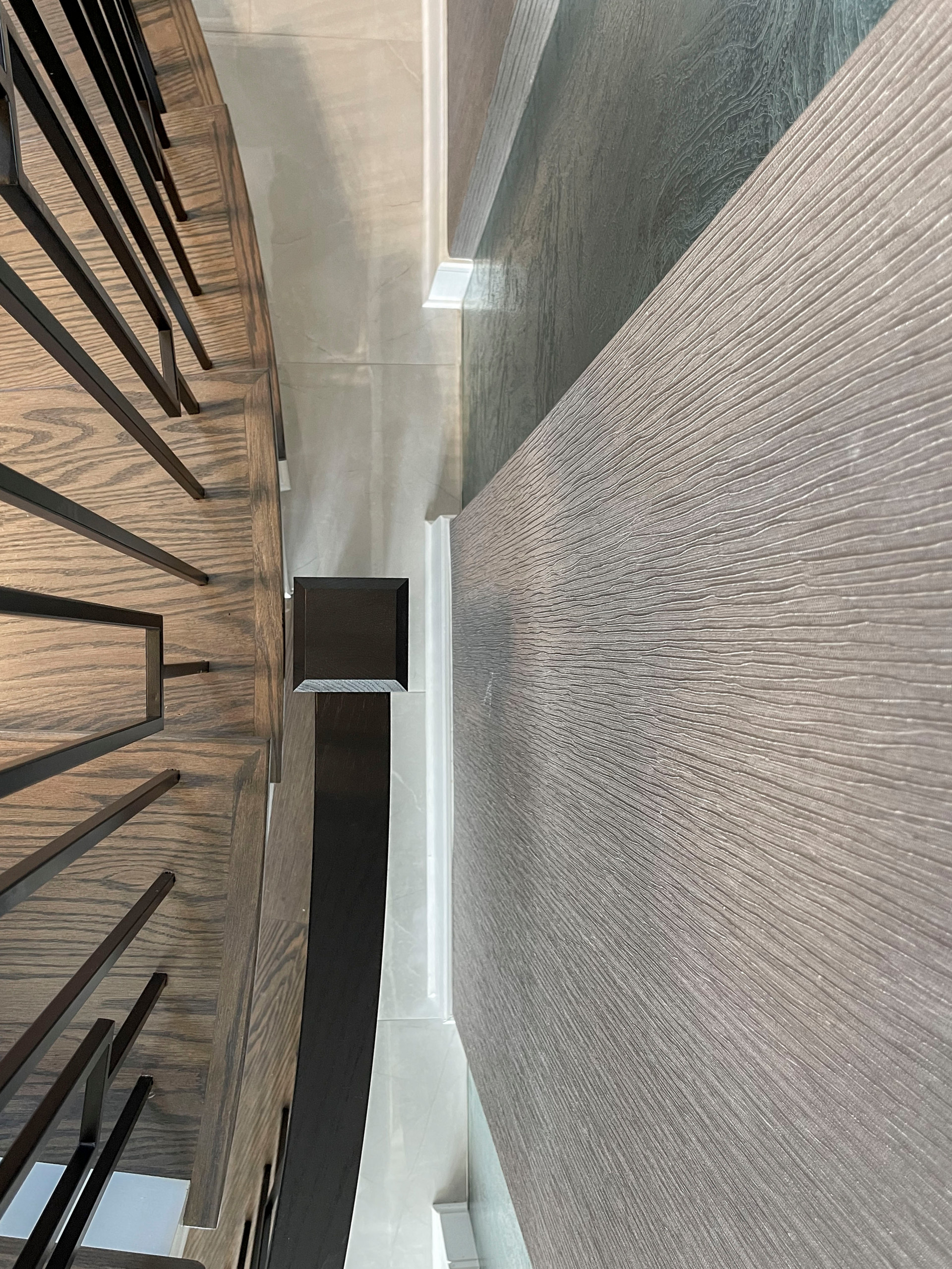 114_Striking Floating-Curved Staircase, Leesburg VA 20175