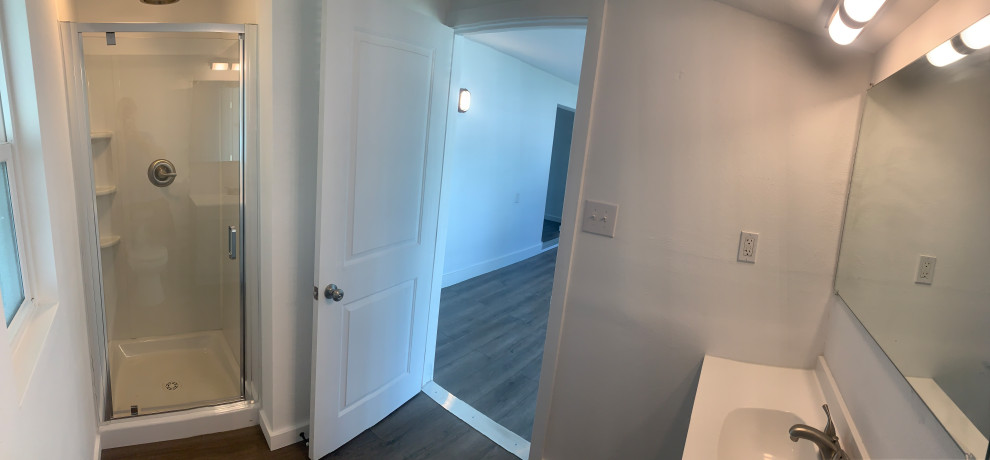 Bathroom 003