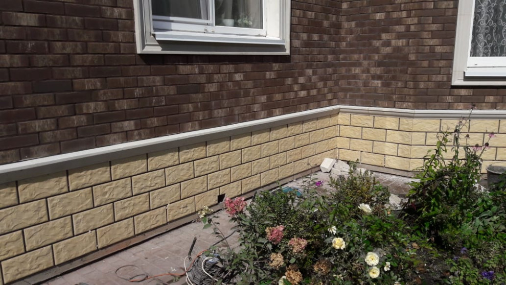 Облицовка фасада существующего дома. 2019 год