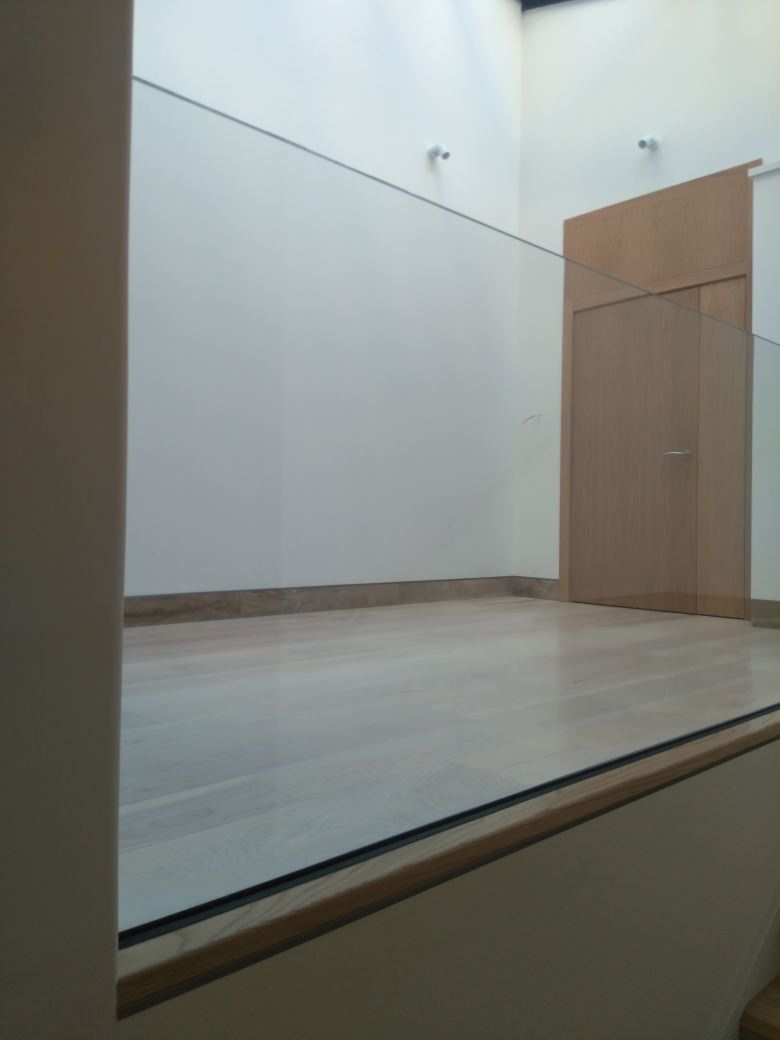 Облицовка лестницы в квартире