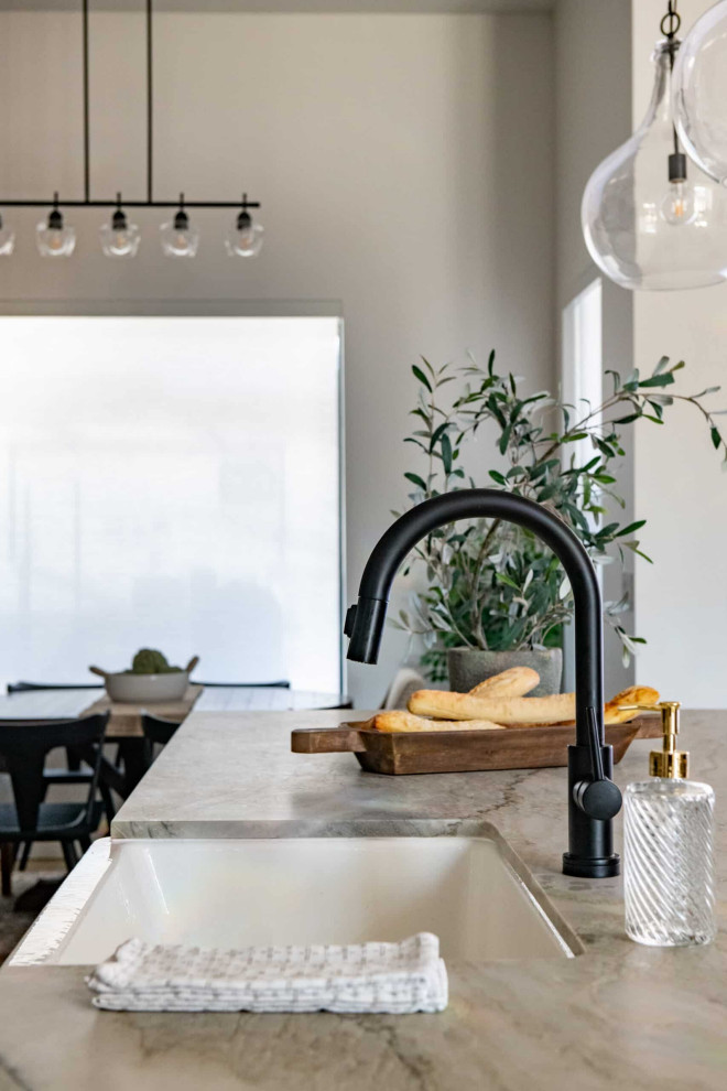 Inspiration for a rustic kitchen remodel in Las Vegas