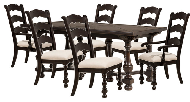 Pulaski Furniture Caldwell Dining Set