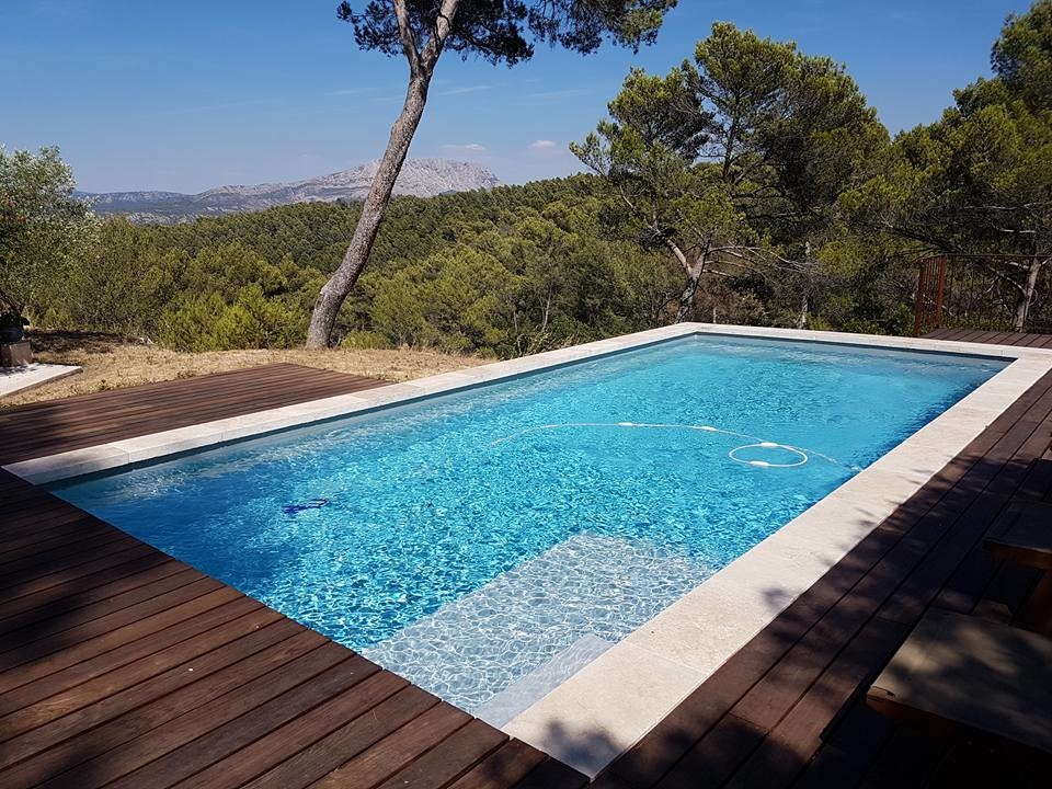 PISCINES
