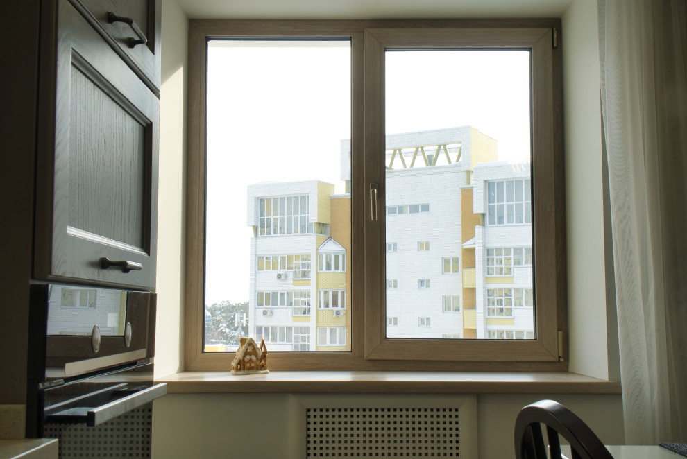 Окна с текстурой под дерево