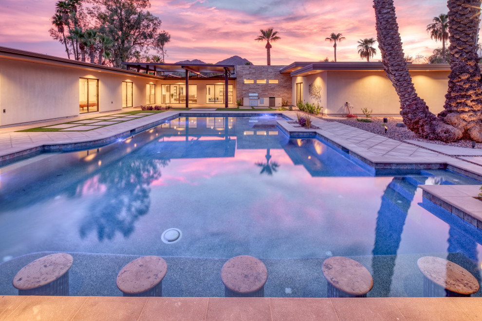 Resort-Style Oasis in Paradise Valley, AZ - Modern - Pool - Phoenix ...