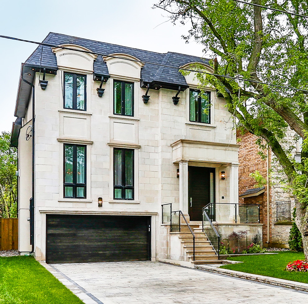 Design ideas for a transitional exterior in Toronto.